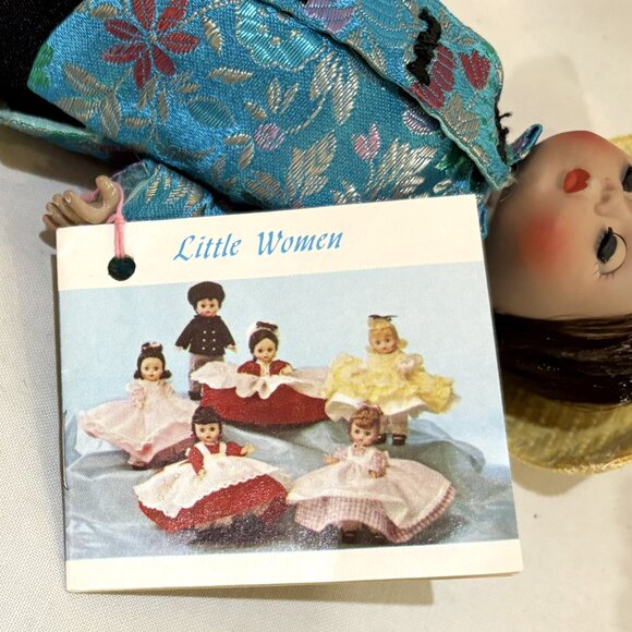 Vtg Madame Alexander “China” International Doll - Picture 9 of 10